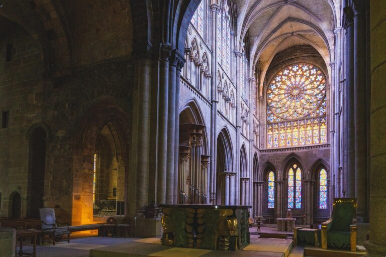 Iemanjá na Igreja Católica: A conexão espiritual que surpreende